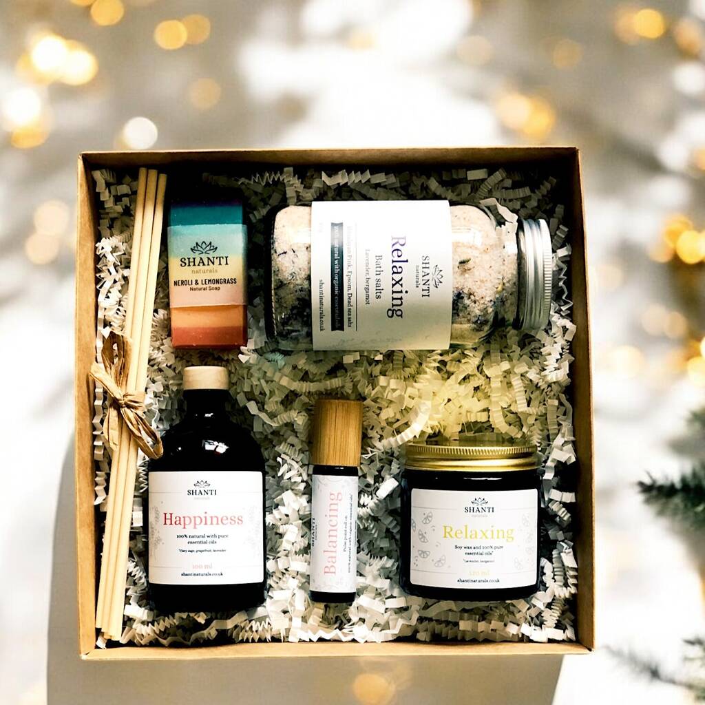Botanical Christmas Joy Pamper Gift For Her Aromatherapy Scented With Pure Essential Oils, 1 of 11