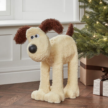 Wallace And Gromit™ Christmas Figure, 6 of 7