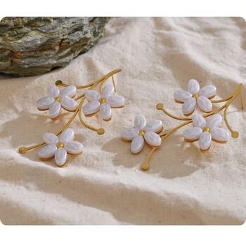 Monaco D’or Gold Pearl Daisy Flower Gala Drop Gift Earrings, 3 of 3