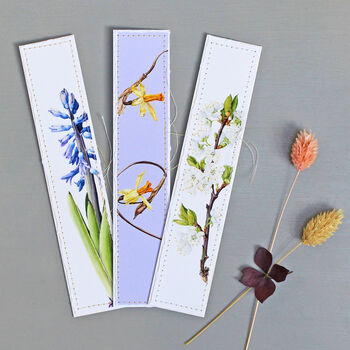 Botanical Stationery And Bookmark Letterbox Gift Set, 9 of 12