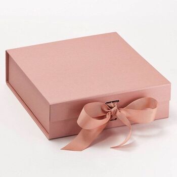 Mummy Luxury Birthday Gift Box, 2 of 12