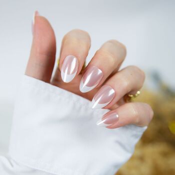 Loste Reusable Press On Nails Gift Set: Diamond Dust, 2 of 5