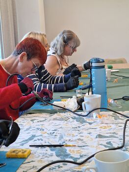 Stained Glass Flower Workshop Experience Day, 5 of 8