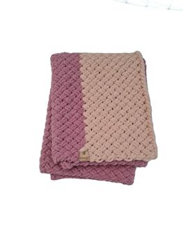 Snagl Baby Blanket In Pink Rose And Beige, 2 of 5