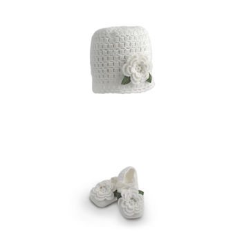 Flower Organic Hat And Booties Gift Set, 5 of 9