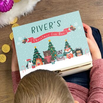 Personalised Wooden Christmas Eve Box Festive Friends, 3 of 3