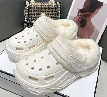 Lined Fluffy Crocs, 3 of 4