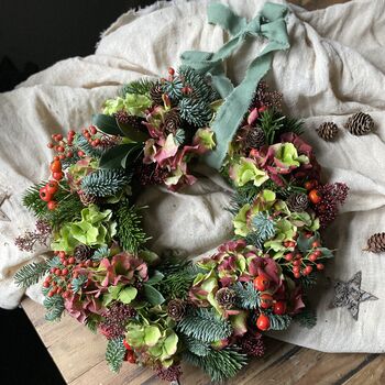 Christmas Fresh Hydrangea And Berry Wreath, 4 of 11