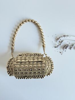 Ben Thanh Minaudière, 9 of 12