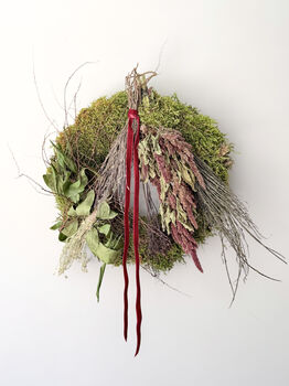 Dried Moss Wreath With Swag, 3 of 4
