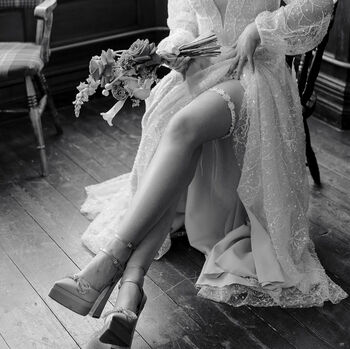 Daisy Lace Tie Side Bridal Garter Gift, 7 of 10