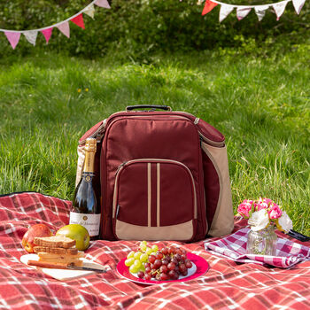 Deluxe Backpack Hamper With Xl Picnic Blanket, 3 of 7