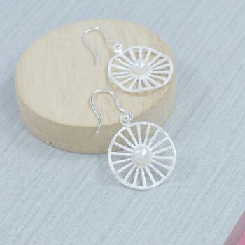Sterling Silver Pearl Wheel Pendant, 3 of 4