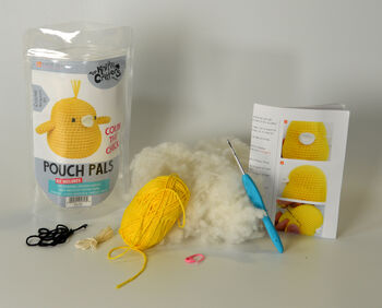 Pouch Pals Colin The Chick Crochet Kit, 3 of 4