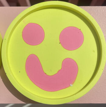 Smiley Face Coasters/ Trays Yellow And Pink Set Of Two, 5 of 9