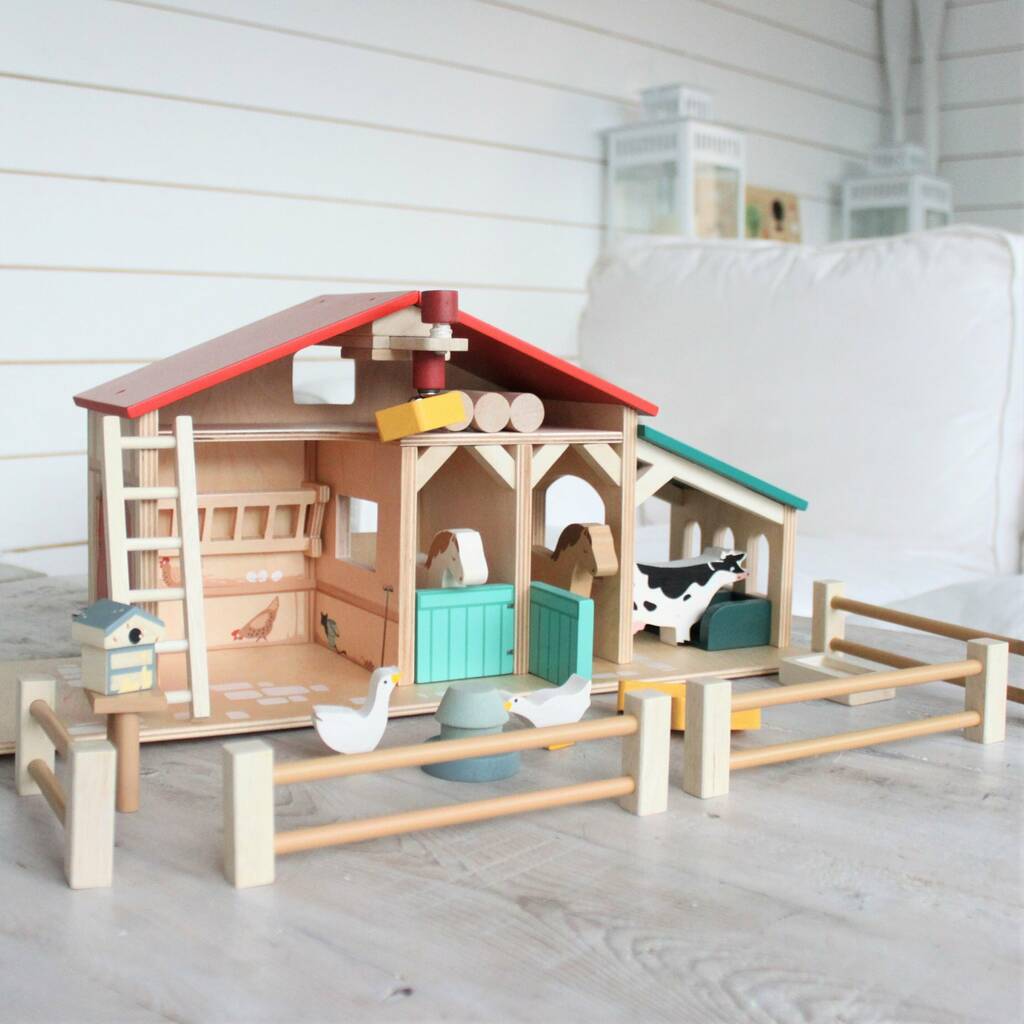 Wooden Toy Farm 3yrs+, 1 of 3
