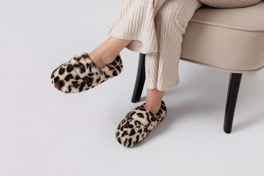 Animal Print Women's Heated Slippers With Removable Heatpads, 1 of 5