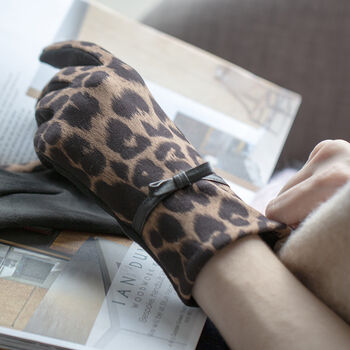 Leopards Suede Soft Fleece Lining Touch Screen Gloves, 3 of 8