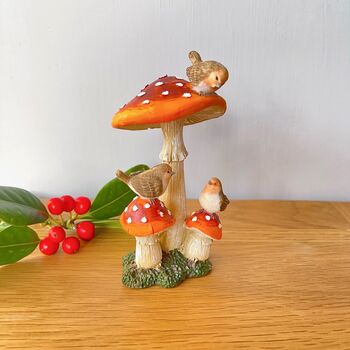 Toadstools With Robins Decoration, 3 of 6