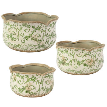 Set Of Three Green Leaf Scalloped Planters, 2 of 5