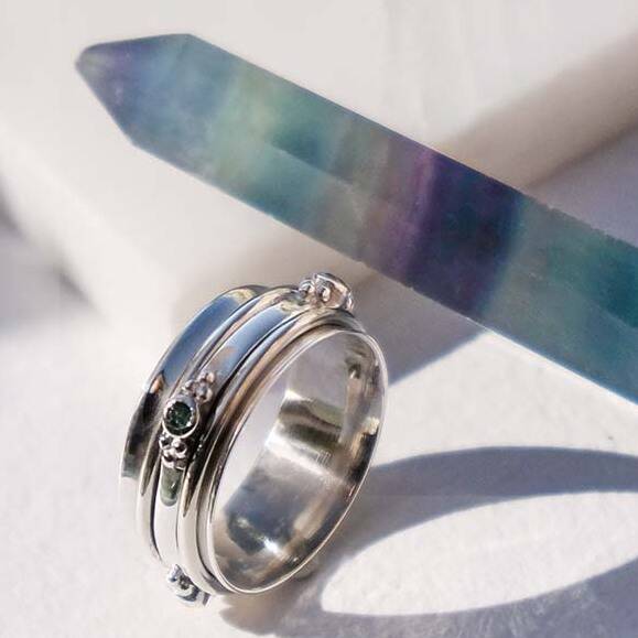 Rajalita Love Emerald Silver Spinning Ring, 1 of 12