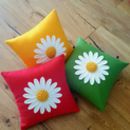 daisy cushion