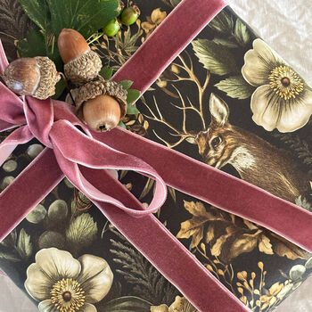 Winter Deer And Floral Black And Gold Christmas Gift Wrap Paper 3m Fsc, 5 of 6