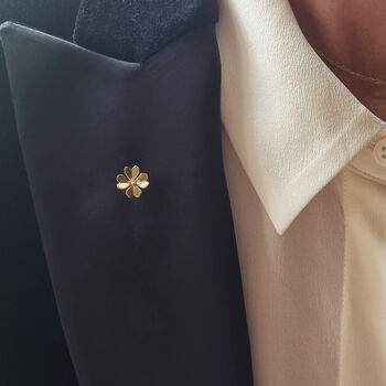 Diamond Clover Lapel Pin – Silver/Gold, 2 of 5