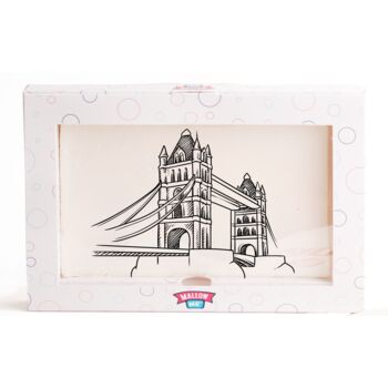 Colour Me In Marshmallow Kit Famous Cities Inspired, 5 of 6