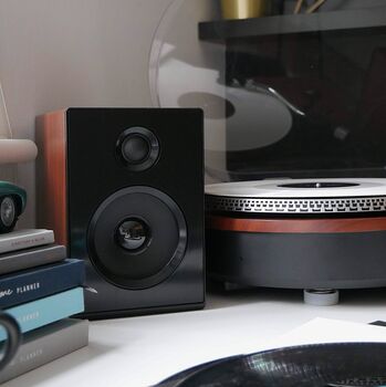 Camden Luxury Bluetooth Record Player, 6 of 12