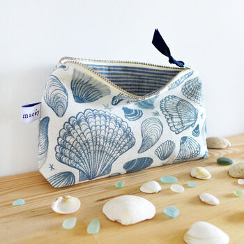 Seashells Mid Pouch, 4 of 5