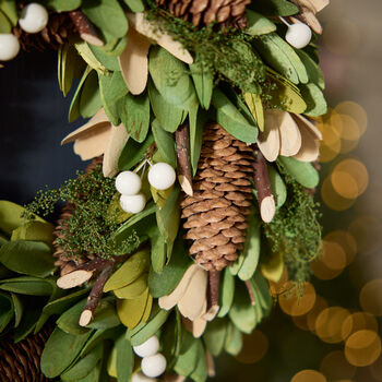 Lambeth Luxury Christmas Door Wreath, 3 of 6