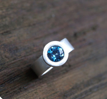 London Blue Topaz Silver Ring, 2 of 4