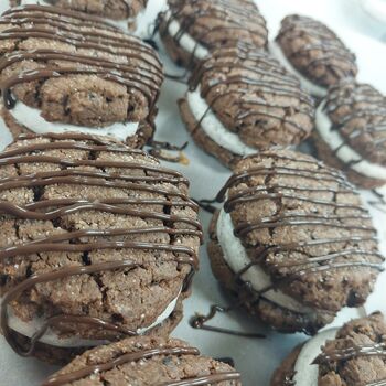 Vegan Oreo Cookie Sandwich – Cookies And Cream, 2 of 5