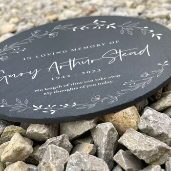 Personalised Wreath Memorial Slate Circular Grave Marker, 4 of 8