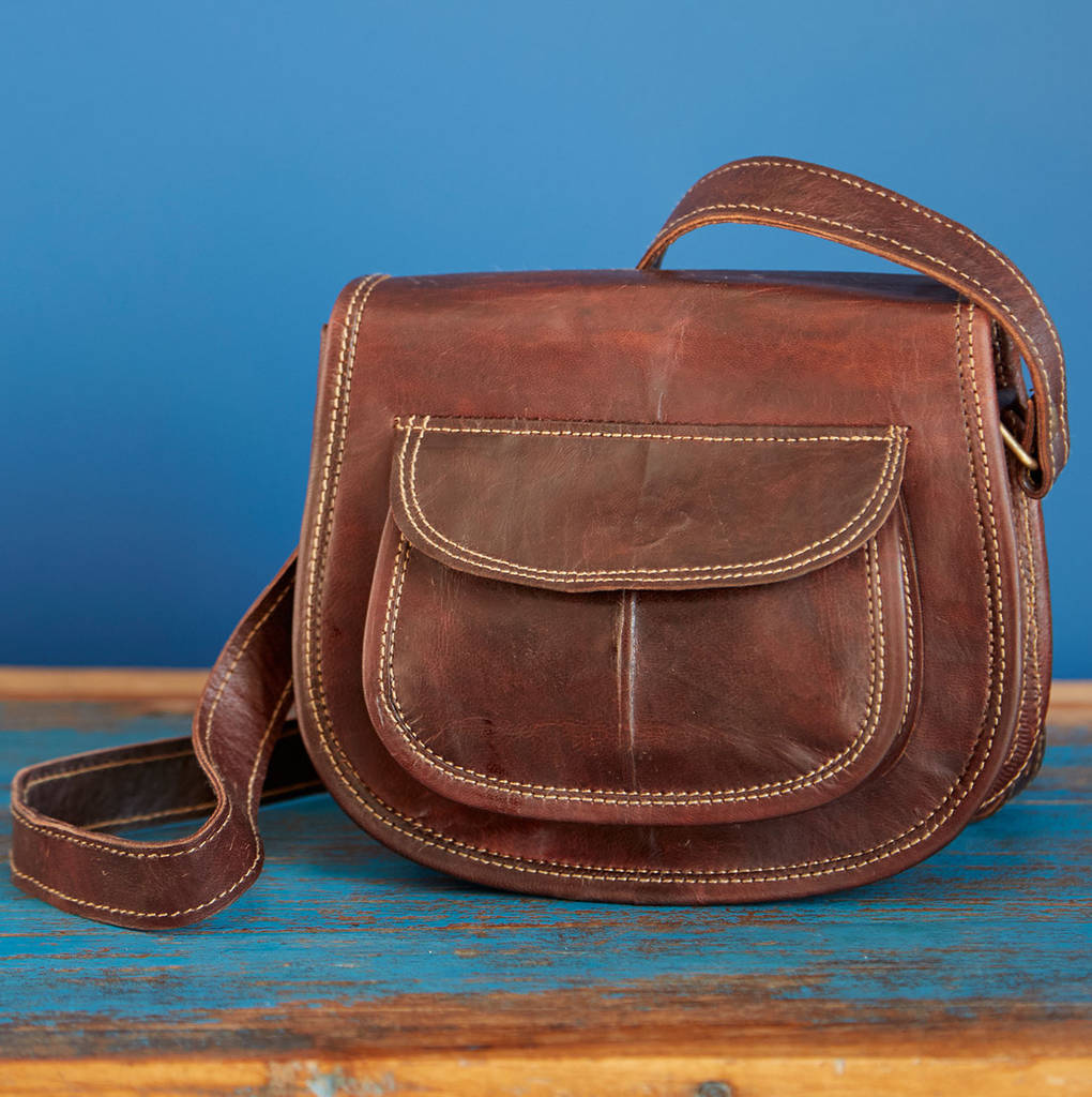 leather saddle purse