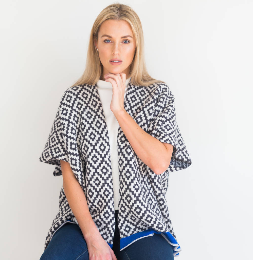 Geometric Monochrome Cardigan Lambswool Cardigan Geometric Geometric Knitted Lambswool Monochrome Monochrome Knitted Knitted CBsdthQrxo