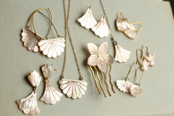 Art Deco Mother Of Pearl Scallop Necklace, 5 of 5