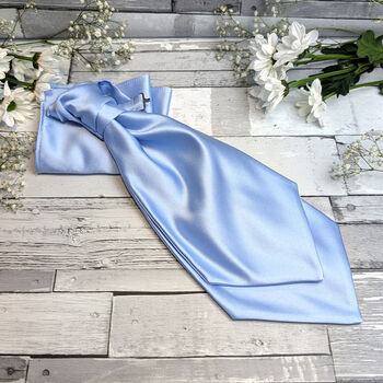 Blue Daisy Wedding Set, 6 of 9