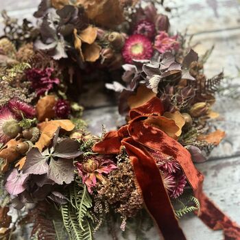 Autumn Dried Flower Wreath 'Bronte', 2 of 12