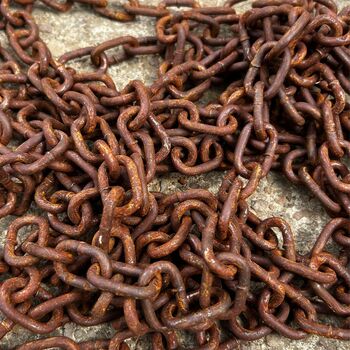 One Metre Of Rusty Chain Ideal For Sign Fixing, 4 of 5