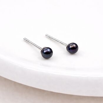 Sterling Silver Black Freshwater Pearl Micro Stud Earrings – 3mm, 2 of 4