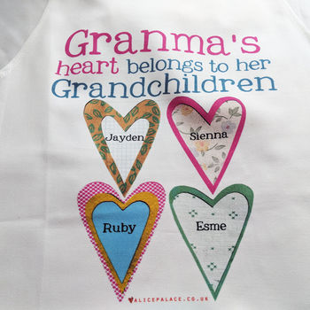 Personalised Grandma's Heart Apron, 3 of 12