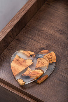 Four Festival Wooden Resin Coaster 11 Cm, Heart, 5 of 6