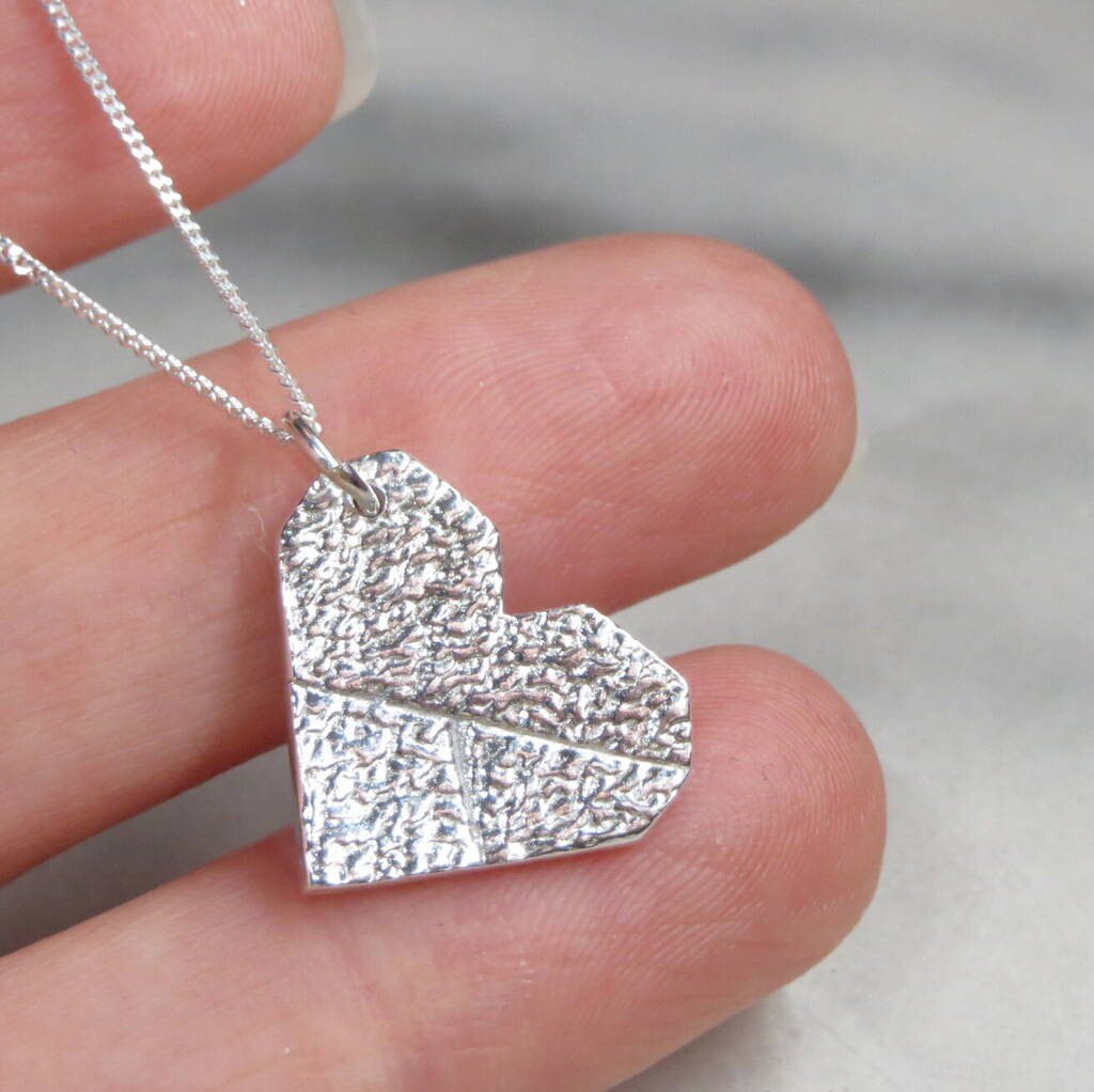 mended heart pendant