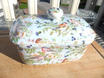 Lidded Butterdish In British Birds Design, 8 of 8