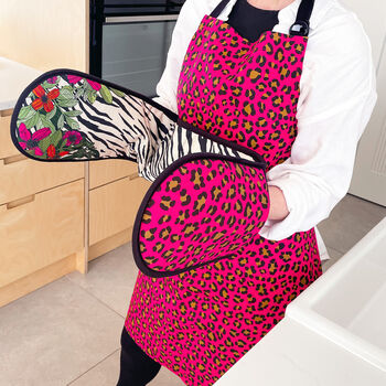Double Oven Gloves Hot Pink Leopard Print Tiger Stripe, 6 of 7