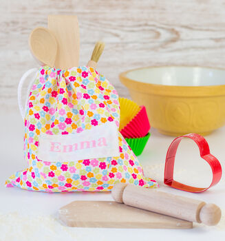 Personalised Mini Children's Baking Set, 2 of 9