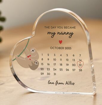 Personalised Nanny Gift – Heart Calendar Plaque, 2 of 3