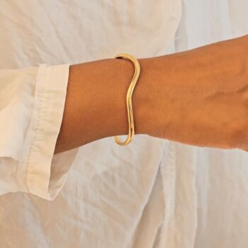 Thin Wave Bangle Gold, 2 of 7